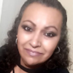 Meet your Posher, Elena